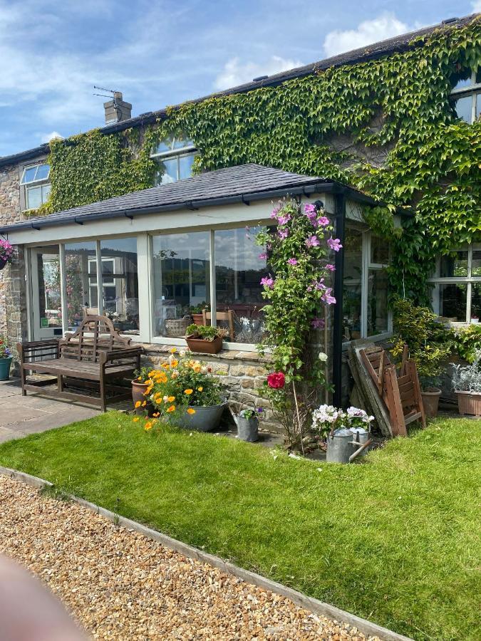 Chapel Cottage Clitheroe Road Уоддингтон Экстерьер фото