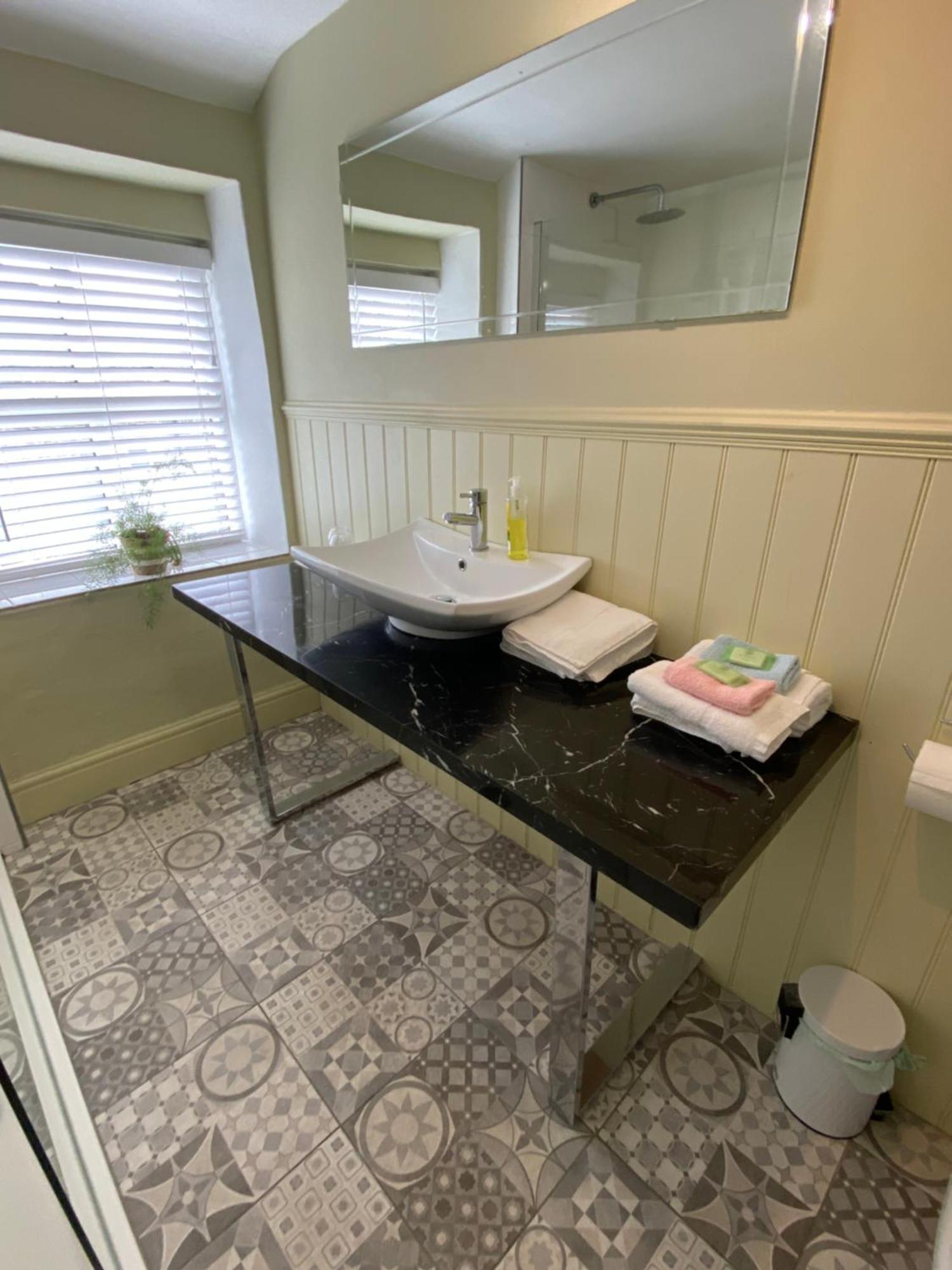 Chapel Cottage Clitheroe Road Уоддингтон Экстерьер фото